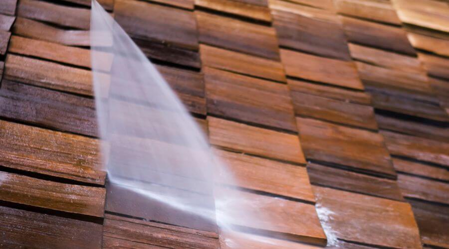Expert flood damage restoration services in De Pere, WI